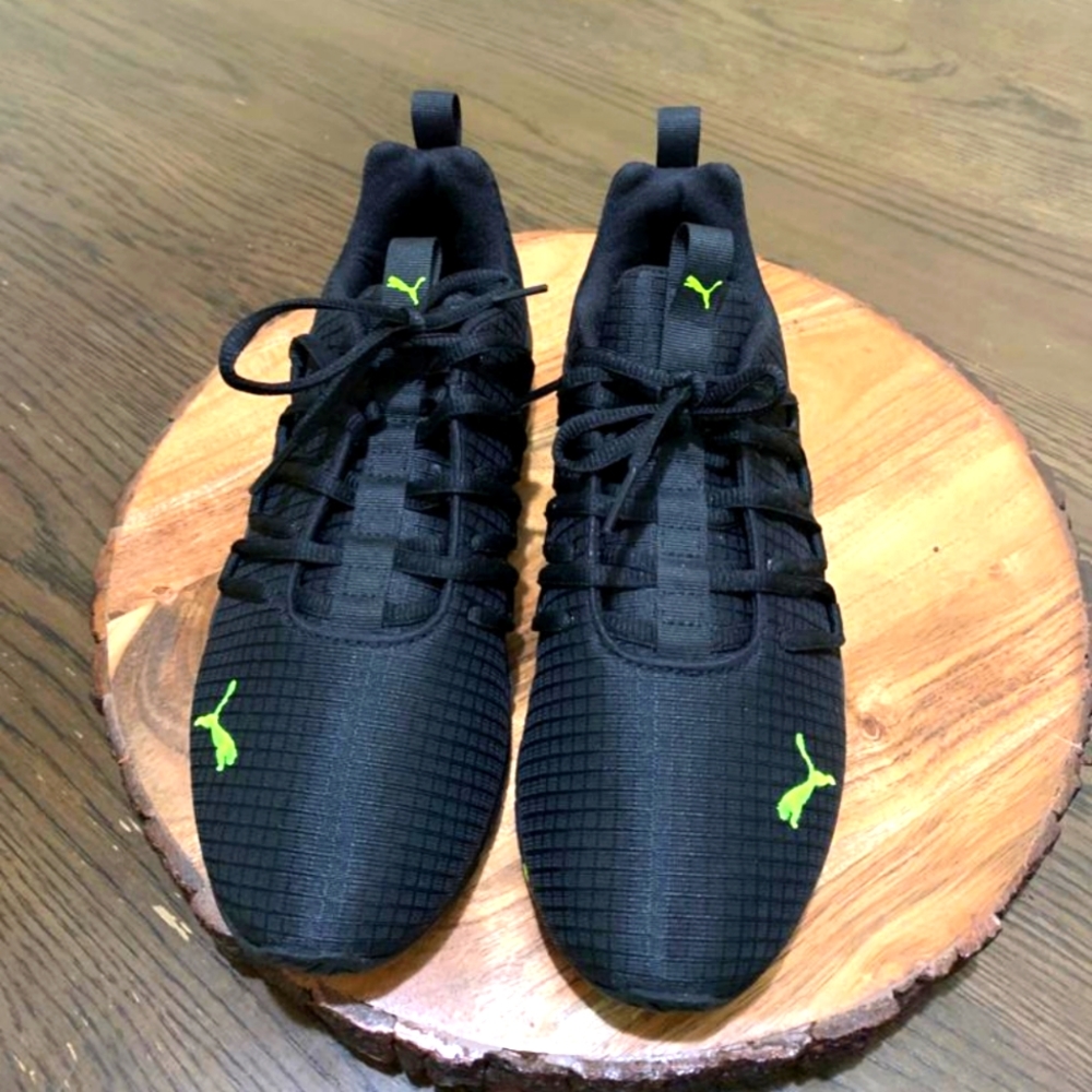 PUMA Axelion Sneakers 6.5C Green